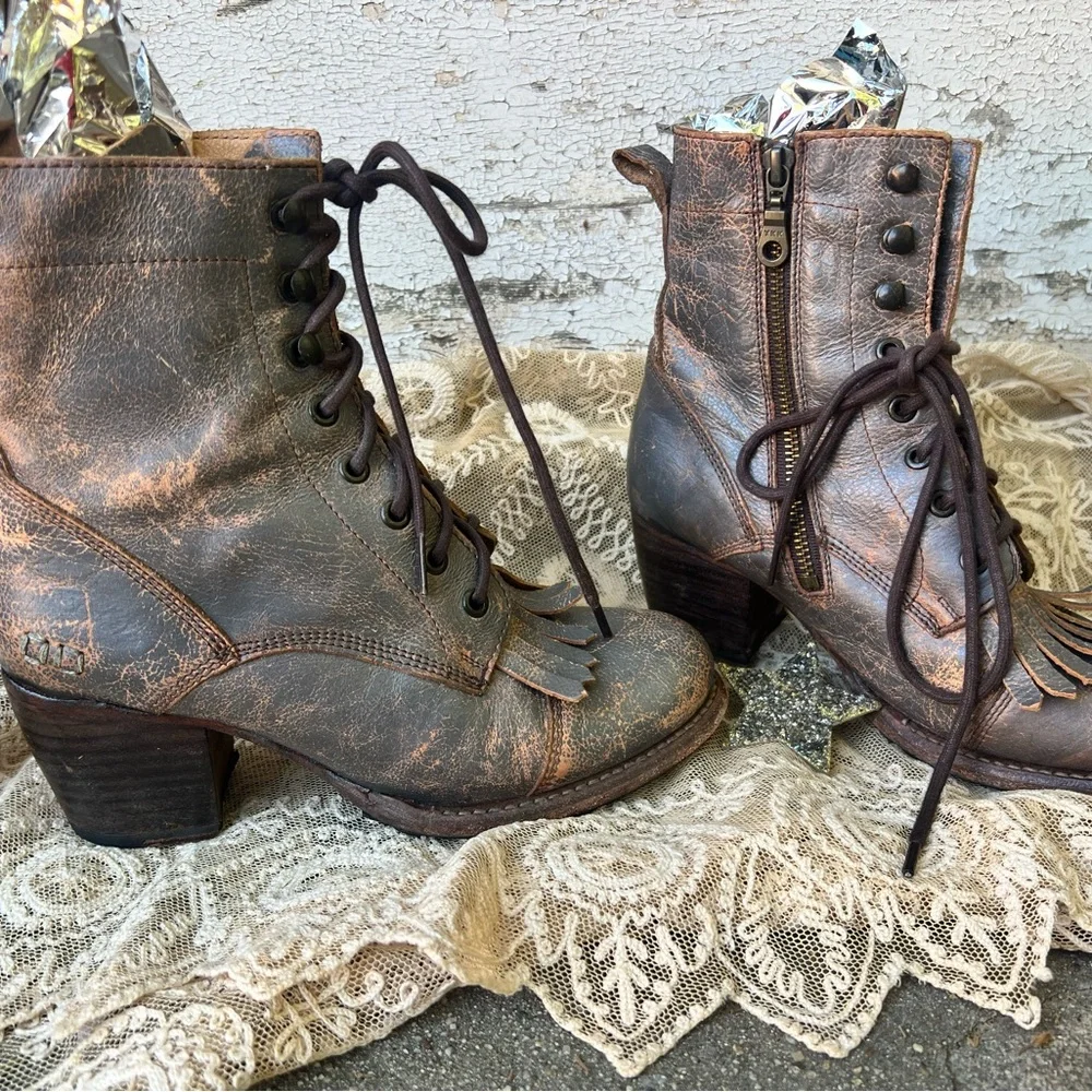 Bed/Stu Boho Cowgirl Distressed Gray Leather Lace-Up Stacked Heeled Kiltie Boots - Picture 9 of 12